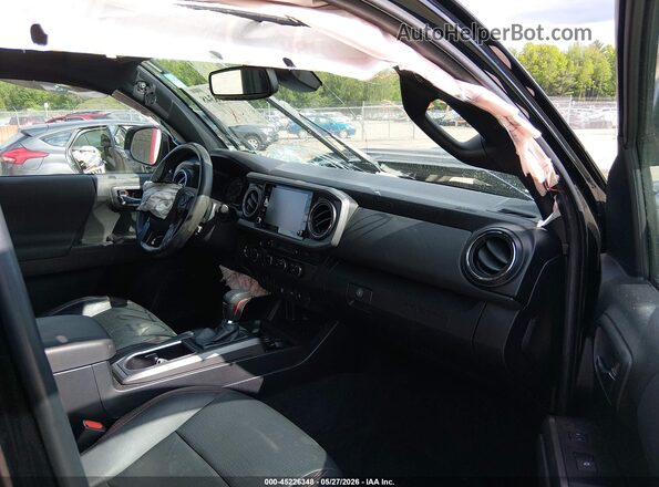 3TYCZ5AN9NT096021 2022 TOYOTA TACOMA Black Vista interior delantera