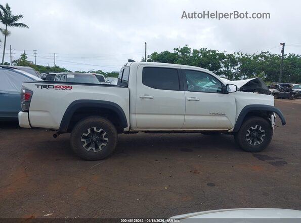 3TYCZ5ANXPT159775 2023 TOYOTA TACOMA White 360 interior view
