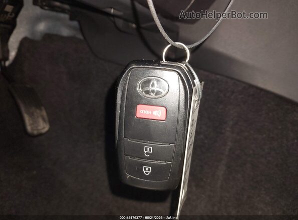 3TYKB5FN7ST027266 2025 TOYOTA TACOMA Red Widok deski rozdzielczej