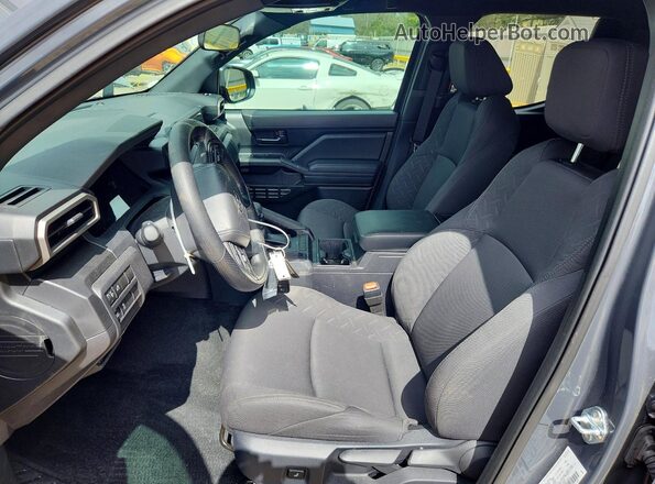 3TYKD5HN2ST034133 2025 TOYOTA TACOMA Gray Front interior view