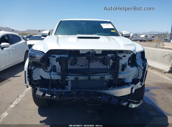 3TYLB5FNXTT034878 2026 TOYOTA TACOMA White Rear interior view