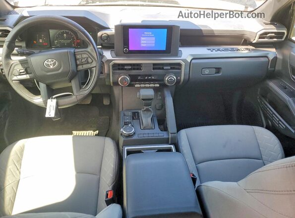 3TYLB5JN5ST094749 2025 TOYOTA TACOMA Black Widok deski rozdzielczej