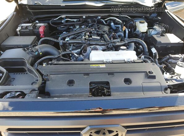3TYLB5JN5ST094749 2025 TOYOTA TACOMA Black Widok wnętrza z tyłu