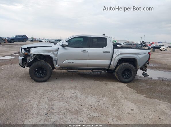 3TYLB5JNXRT031785 2024 TOYOTA TACOMA Gray Widok wnętrza 360 stopni