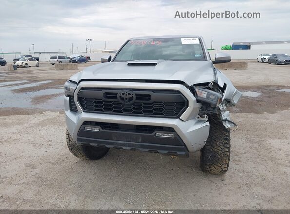 3TYLB5JNXRT031785 2024 TOYOTA TACOMA Gray Widok zestawu wskaźników