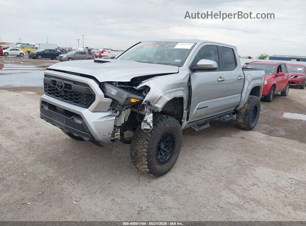 3TYLB5JNXRT031785 2024 TOYOTA TACOMA Gray Widok z przodu