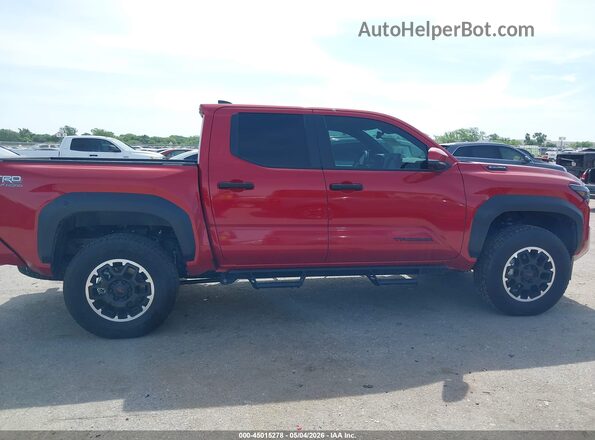 3TYLC5LN2ST047446 2025 TOYOTA TACOMA HYBRID Red Rear interior view