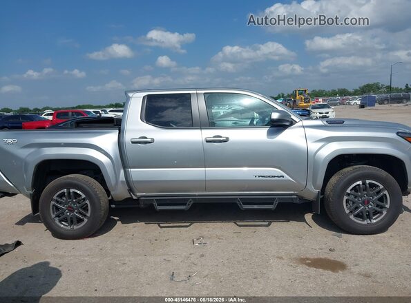 3TYLC5LN3RT015017 2024 TOYOTA TACOMA HYBRID Silver Rear interior view