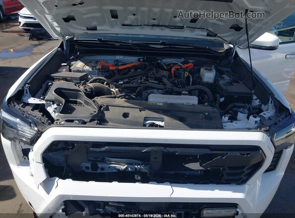 3TYLC5LN6RT011382 2024 TOYOTA TACOMA HYBRID White Հետևի տեսք
