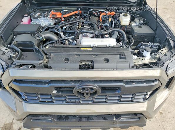 3TYLC5LN6ST049801 2025 TOYOTA TACOMA Green უკანა სალონის ხედი