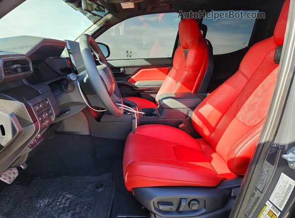 3TYLC5LN9RT014437 2024 TOYOTA TACOMA Серый 