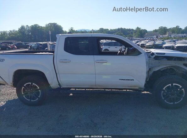 3TYLC5LN9ST018526 2025 TOYOTA TACOMA HYBRID White Rear interior view
