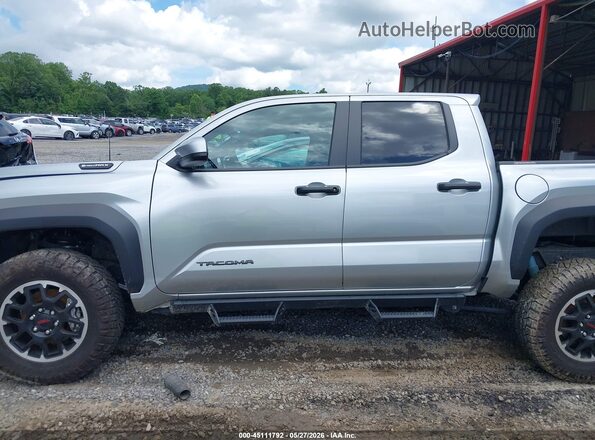 3TYLC5LNXST034380 2025 TOYOTA TACOMA HYBRID Silver Панорамний вид салону 360°