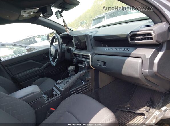 3TYLD5KN6RT006729 2024 TOYOTA TACOMA Silver Вид салону спереду