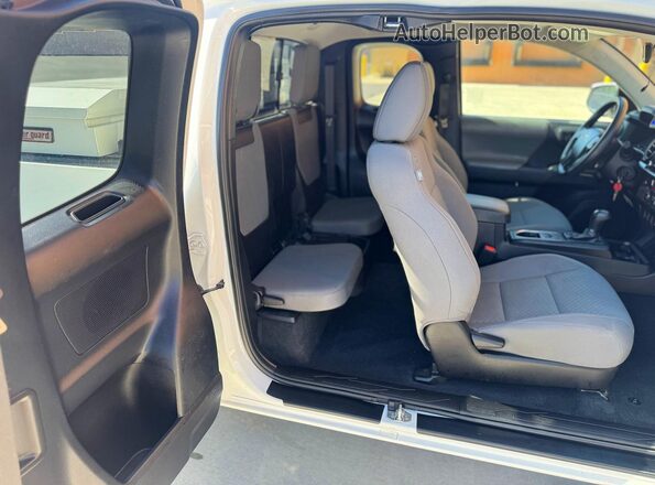 3TYRZ5CN4PT034259 2023 TOYOTA TACOMA White Widok z tyłu