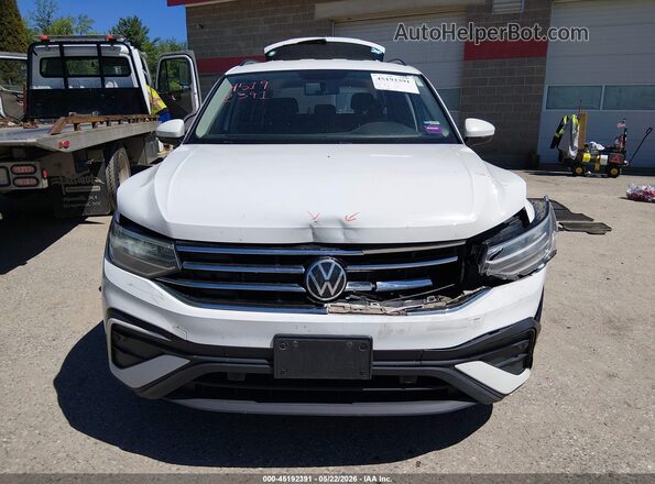 3VV0B7AX1NM153118 2022 VOLKSWAGEN TIGUAN Белый Вид спереди