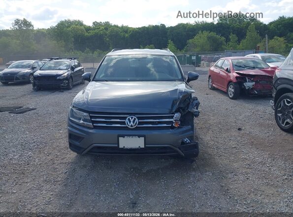 3VV0B7AX3JM123645 2018 VOLKSWAGEN TIGUAN Gray 