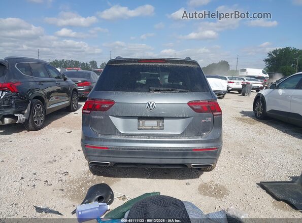3VV0B7AX3JM123645 2018 VOLKSWAGEN TIGUAN Gray 