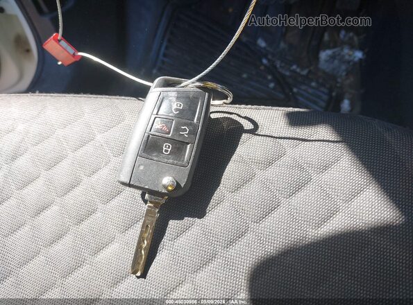 3VV0B7AX4JM131639 2018 VOLKSWAGEN TIGUAN White 