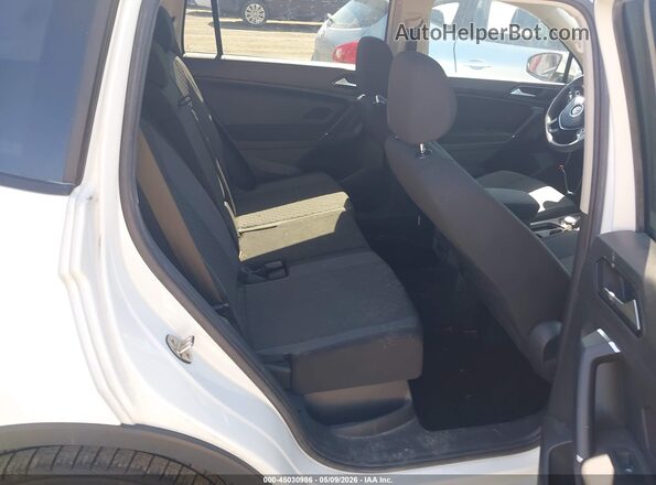 3VV0B7AX4JM131639 2018 VOLKSWAGEN TIGUAN White 