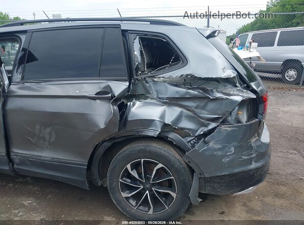 3VV0B7AX5JM082967 2018 VOLKSWAGEN TIGUAN Gray Vista frontal