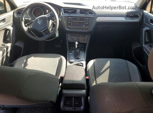 3VV0B7AX5LM044691 2020 VOLKSWAGEN TIGUAN Black წინა პანელის ხედი