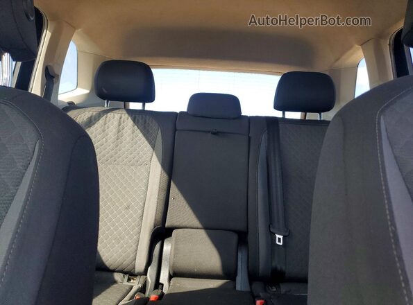3VV0B7AX5LM044691 2020 VOLKSWAGEN TIGUAN Black უკანა სავარძლების ხედი