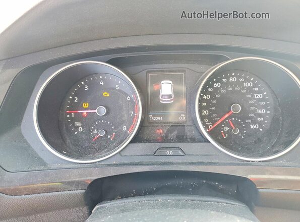 3VV0B7AX5LM044691 2020 VOLKSWAGEN TIGUAN Black ხელსაწყოთა პანელის ხედი