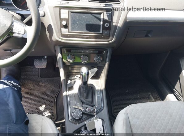 3VV0B7AX5MM137387 2021 VOLKSWAGEN TIGUAN White 