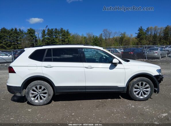 3VV0B7AX6JM078538 2018 VOLKSWAGEN TIGUAN White Սալոնի հետևի տեսք