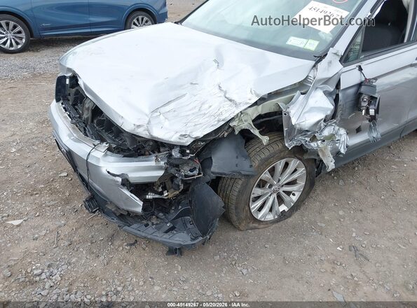 3VV0B7AX6LM139082 2020 VOLKSWAGEN TIGUAN Gray Widok z przodu