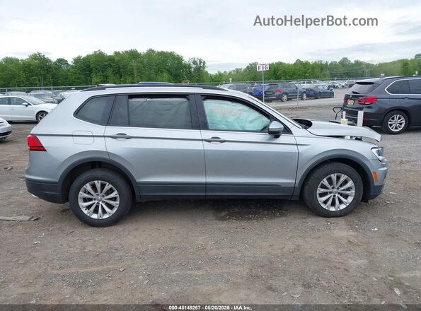 3VV0B7AX6LM139082 2020 VOLKSWAGEN TIGUAN Gray Widok wnętrza z tyłu