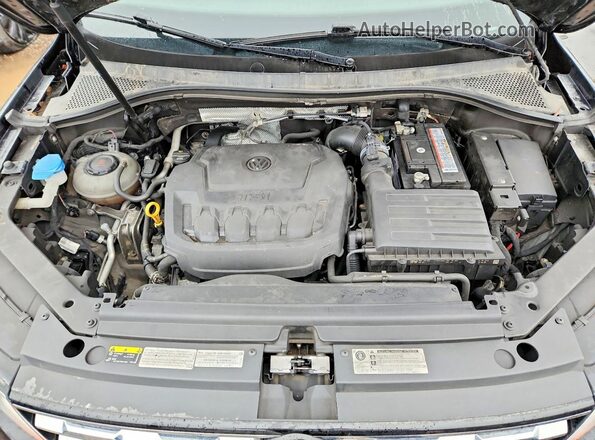 3VV0B7AX7KM013988 2019 VOLKSWAGEN TIGUAN Black 