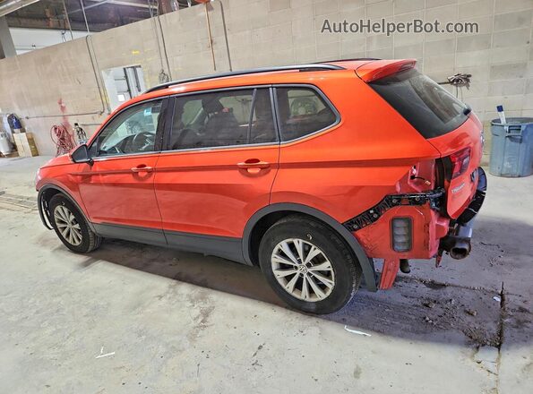 3VV0B7AX8JM079318 2018 VOLKSWAGEN TIGUAN Orange Trasero izquierdo