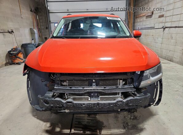 3VV0B7AX8JM079318 2018 VOLKSWAGEN TIGUAN Orange Vista frontal