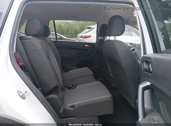 3VV0B7AX9JM089887 2018 VOLKSWAGEN TIGUAN White VIN կոդի պիտակի տեսք