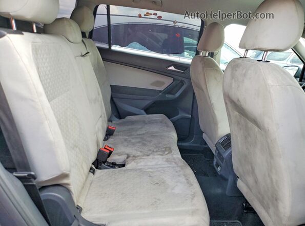 3VV1B7AX0JM124353 2018 VOLKSWAGEN TIGUAN Gray 