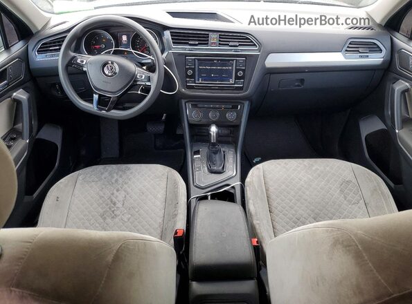 3VV1B7AX0JM124353 2018 VOLKSWAGEN TIGUAN Gray 