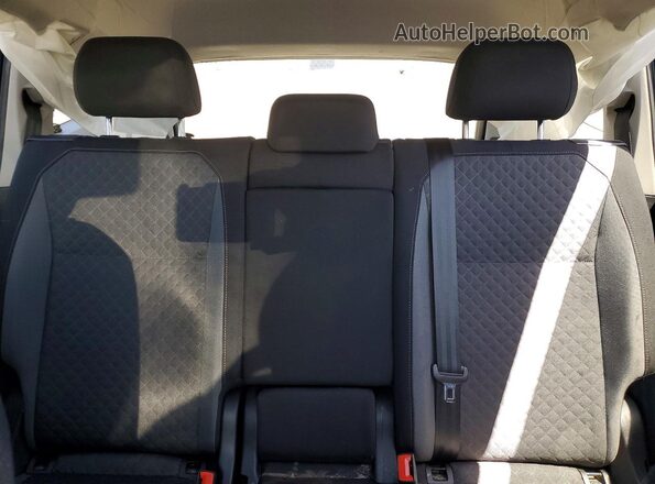 3VV1B7AX2LM165327 2020 VOLKSWAGEN TIGUAN Gray Vista de los asientos traseros