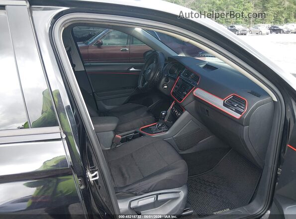 3VV1B7AX2MM007197 2021 VOLKSWAGEN TIGUAN Black Front interior view