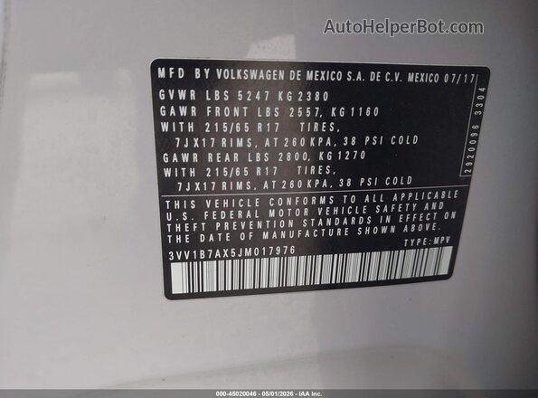 3VV1B7AX5JM017976 2018 VOLKSWAGEN TIGUAN White ძრავის განყოფილების ხედი