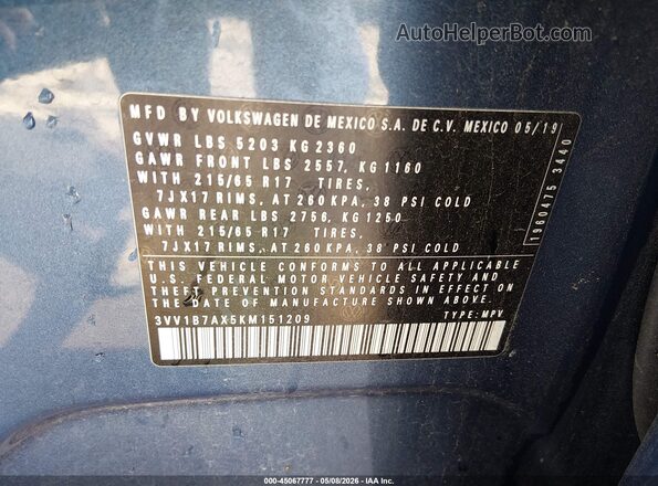 3VV1B7AX5KM151209 2019 VOLKSWAGEN TIGUAN Blue Vista del compartimento del motor