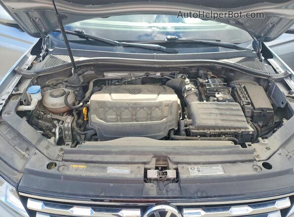 3VV1B7AX5LM069661 2020 VOLKSWAGEN TIGUAN Silver Widok komory silnika