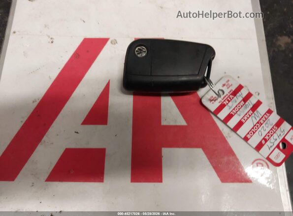 3VV1B7AX6LM062508 2020 VOLKSWAGEN TIGUAN Black Dashboard view