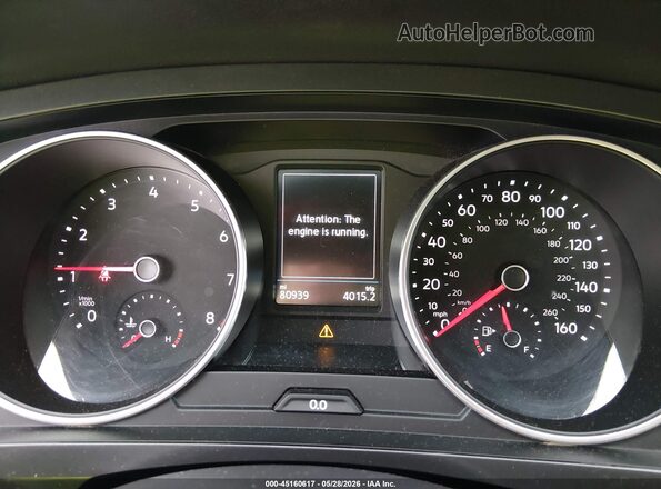 3VV1B7AX8JM022461 2018 VOLKSWAGEN TIGUAN Темно-бордовый Вид задних сидений