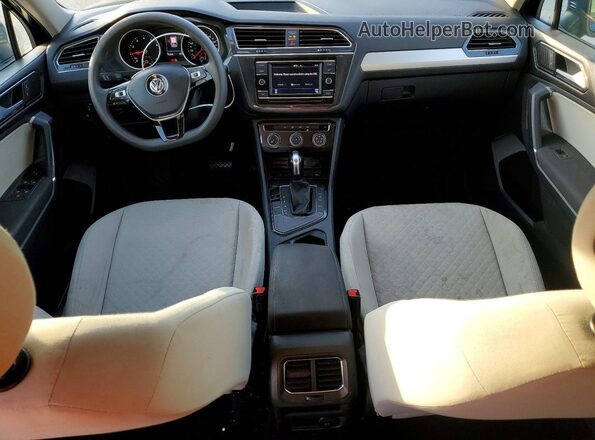 3VV1B7AX8JM120535 2018 VOLKSWAGEN TIGUAN Blue 