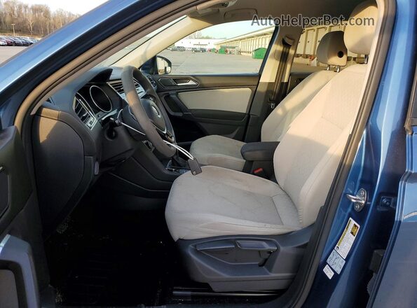 3VV1B7AX8JM120535 2018 VOLKSWAGEN TIGUAN Blue 