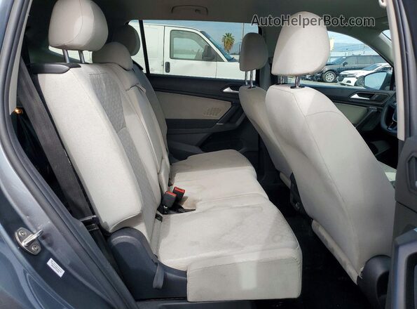 3VV1B7AX8LM036508 2020 VOLKSWAGEN TIGUAN Gray უკანა სალონის ხედი