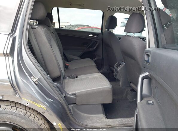 3VV1B7AX8MM108454 2021 VOLKSWAGEN TIGUAN Gray Widok naklejki z numerem VIN
