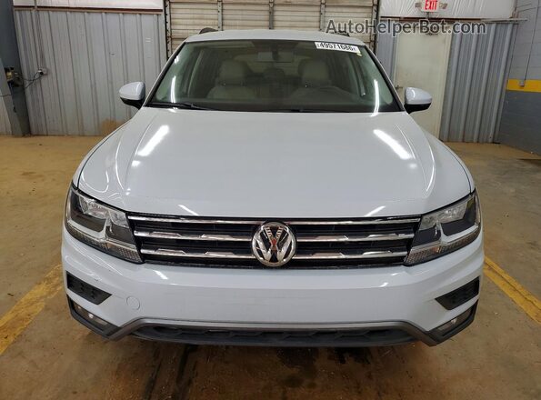 3VV1B7AX9JM035140 2018 VOLKSWAGEN TIGUAN Gray Vista frontal